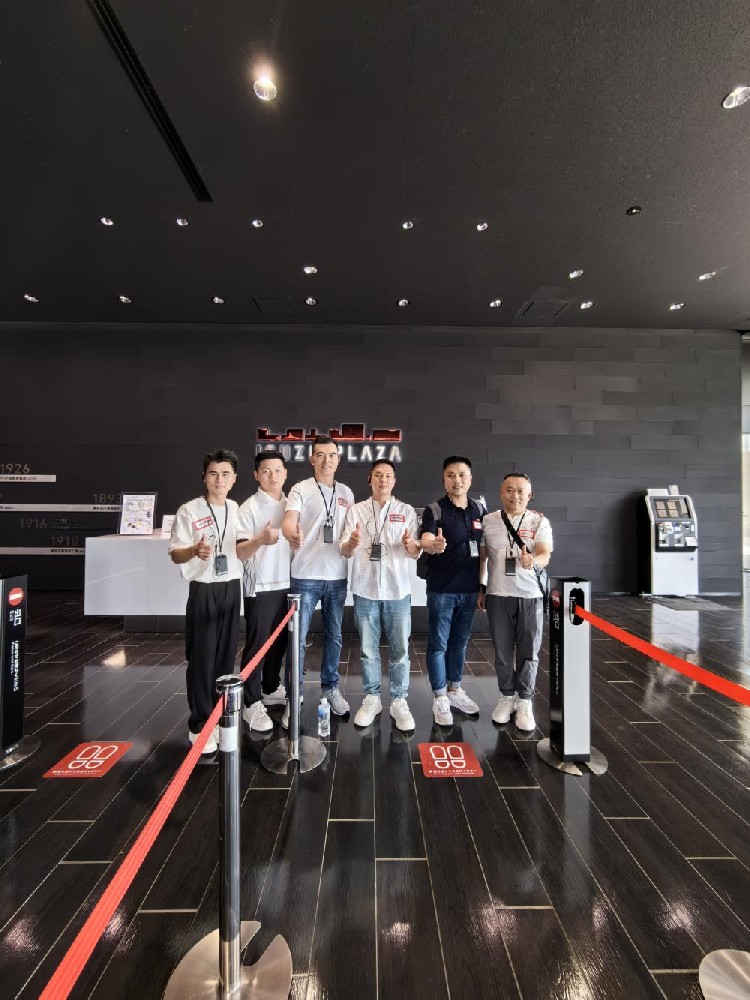 董事长到日本五十铃工厂参观学习